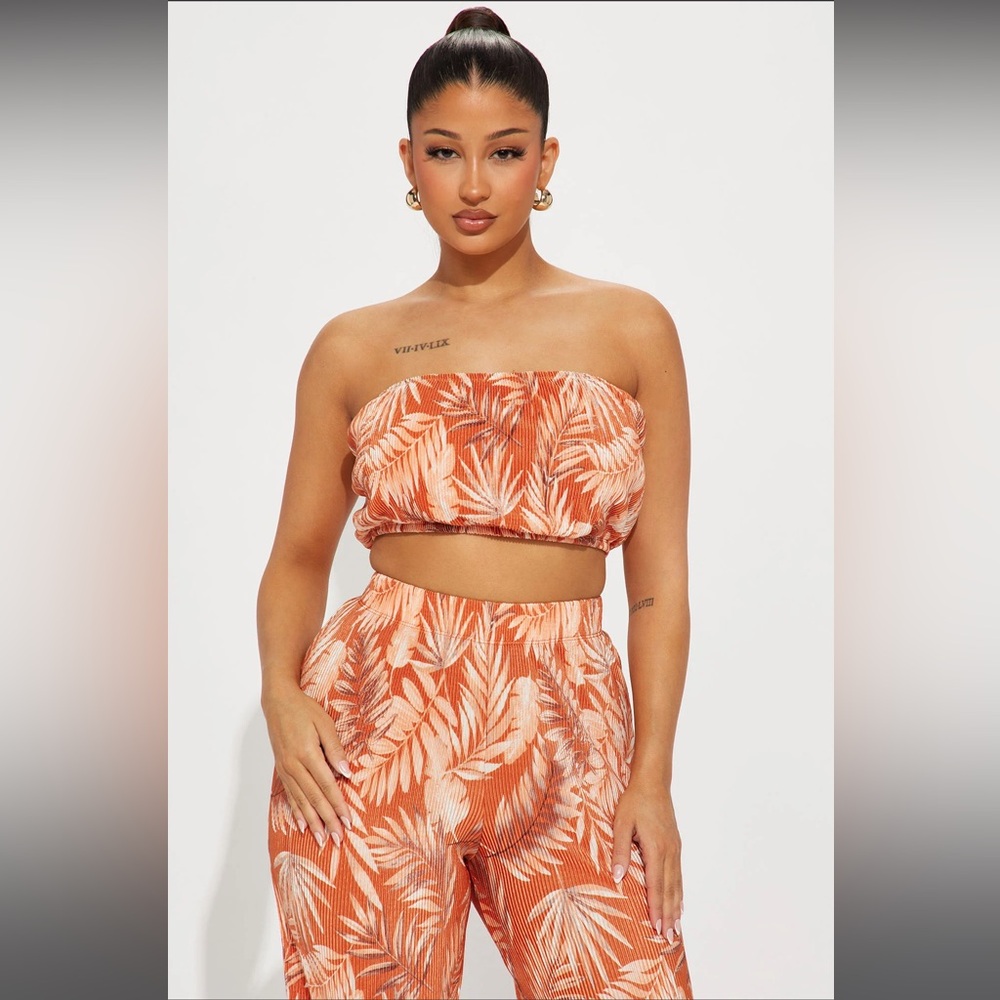 Tropical Rust Leaf Print Two Piece Set - Picture 3 of 6